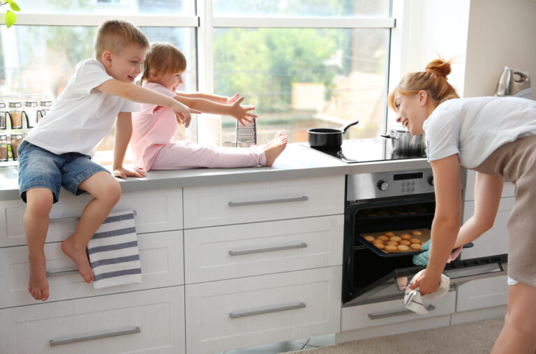 our repair men offer electric cooker repair geelong area